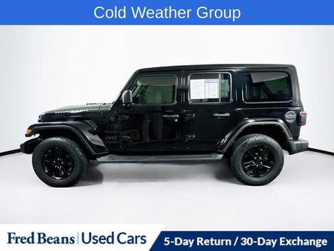 Used 2022 Jeep Wrangler Unlimited Sahara AWD/4WD image 5