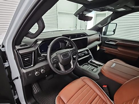New 2026 GMC Sierra 2500 Denali Ultimate image 11