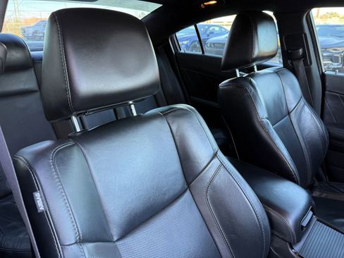 Used 2016 Dodge Charger R/T w/ Plus Group image 39