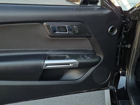 Used 2016 Ford Mustang GT image 10