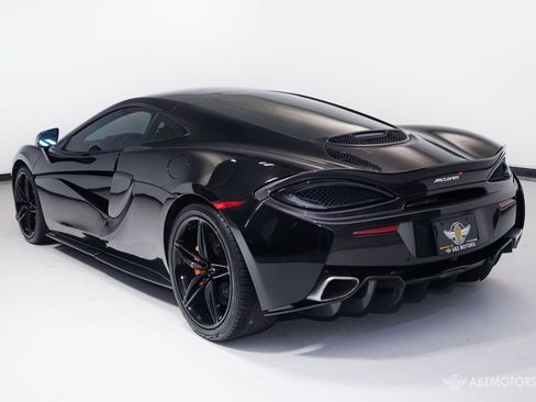 Used 2017 McLaren 570S RWD image 7