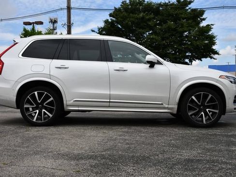 Used 2023 Volvo XC90 B6 Plus AWD/4WD image 8