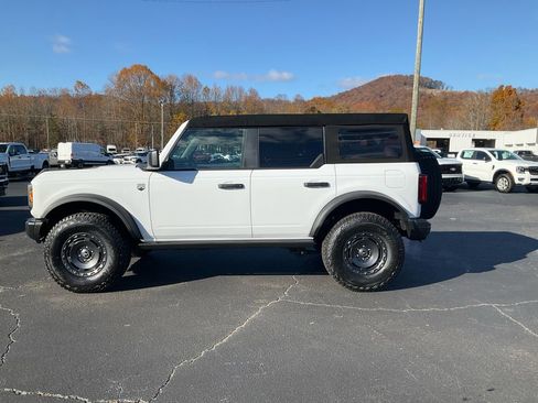 New 2025 Ford Bronco Big Bend w/ Black Diamond Package AWD/4WD image 8