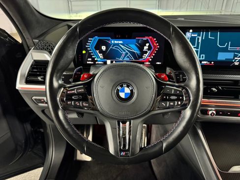 Used 2023 BMW XM AWD/4WD image 32