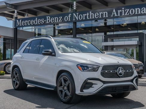 Used 2025 Mercedes-Benz GLE 450e 4MATIC image 1