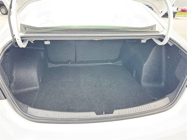 Used 2023 Chevrolet Malibu LT FWD image 19