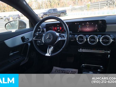 Used 2025 Mercedes-Benz CLA 250 4MATIC image 22