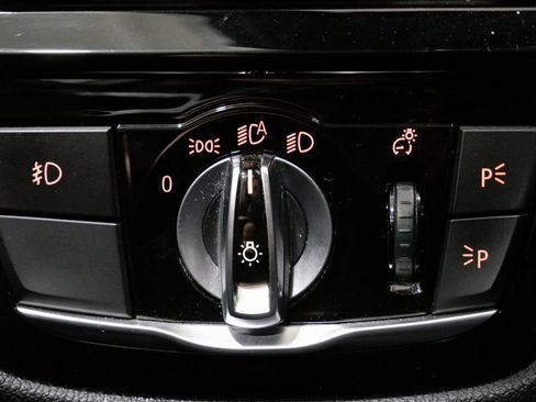 Used 2018 BMW 530i xDrive 530i xDrive image 15