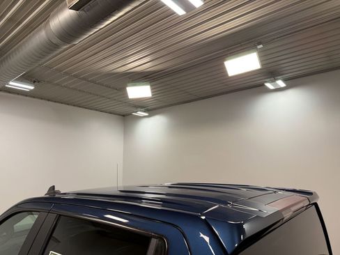 Used 2021 Chevrolet Silverado 1500 LT w/ Z71 Off-Road Package image 44