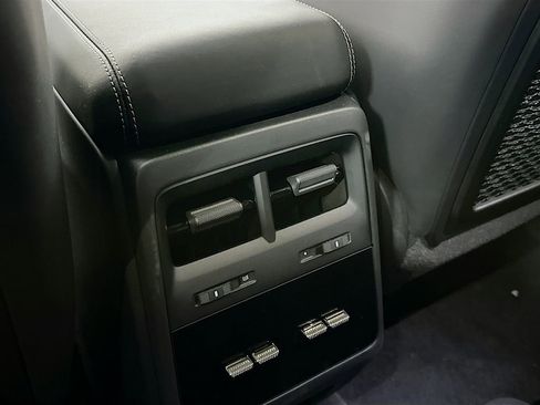 New 2025 Porsche Macan Turbo Electric image 27