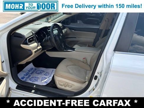 Used 2019 Toyota Camry LE w/ Carpet Mat Package FWD image 14