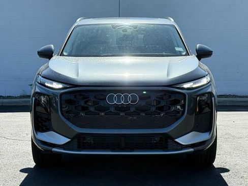 New 2026 Audi Q3 quattro 2.0T AWD/4WD image 3