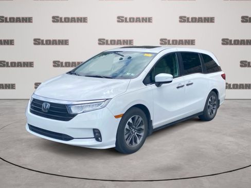 Used 2024 Honda Odyssey EX-L image 1