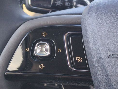 New 2026 Lincoln Corsair Premiere image 24