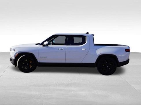 Used 2022 Rivian R1T Adventure image 9
