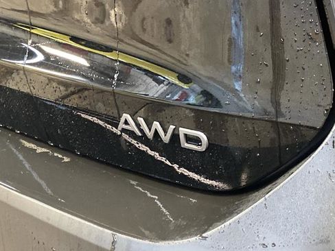 Certified 2025 Nissan Kicks SV w/ SV Premium Package image 29