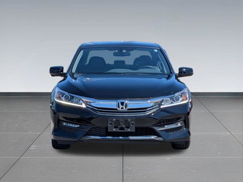 Certified 2017 Honda Accord EX-L image 8