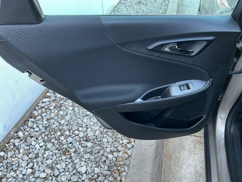 Used 2024 Chevrolet Malibu LT image 17