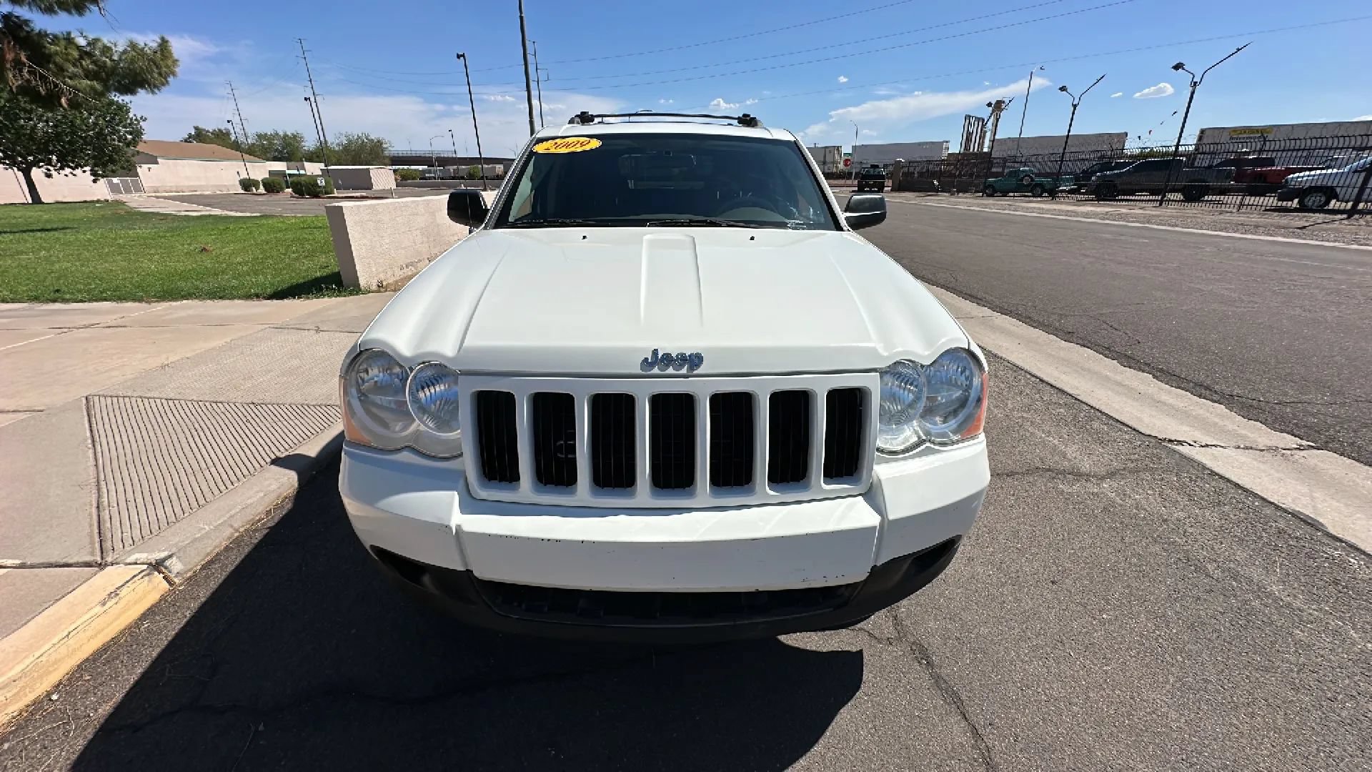 Used 2009 Jeep Grand Cherokee Laredo w/ Trailer Tow Group AWD/4WD image 8