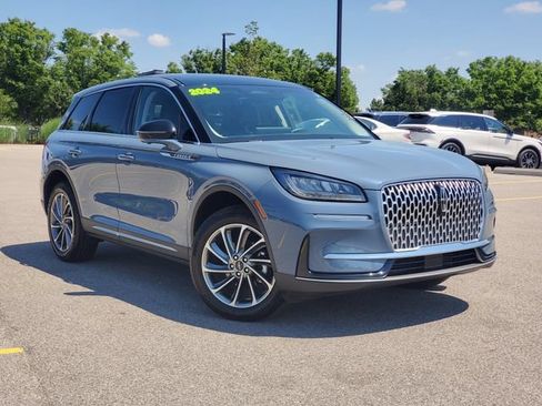 Used 2024 Lincoln Corsair AWD w/ Equipment Group 101A image 31