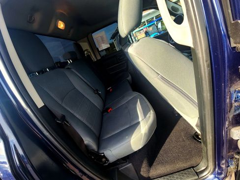 Used 2018 RAM 1500 Express w/ Express Value Package image 16