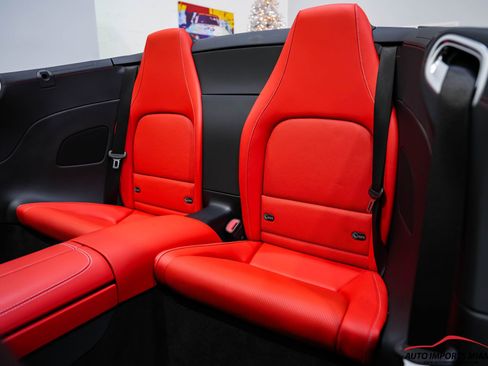 Used 2022 Mercedes-Benz SL 55 AMG 4MATIC w/ Driver Assistance Package image 66