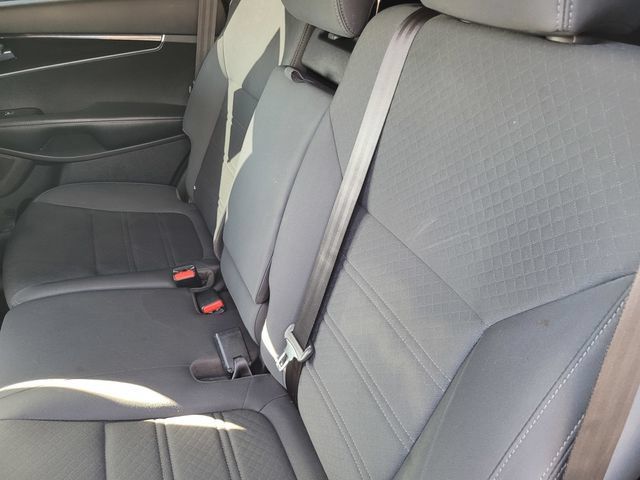 Used 2019 Kia Sorento FWD image 13