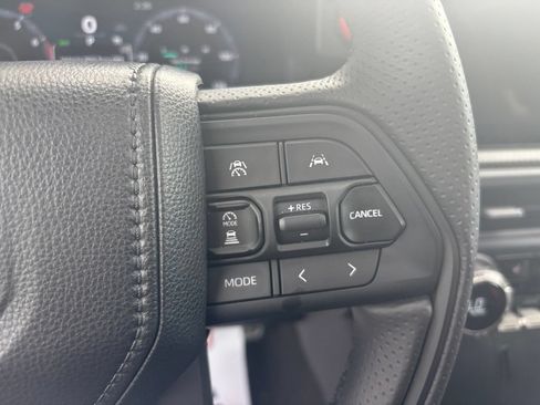 Used 2025 Toyota 4Runner TRD Pro AWD/4WD image 40
