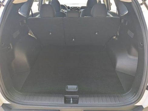 Used 2024 Hyundai Tucson SE FWD image 16