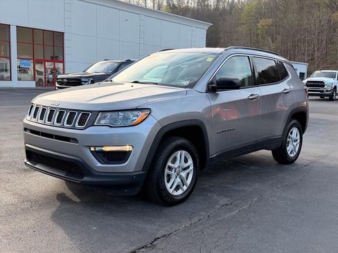 Used 2020 Jeep Compass Sport w/ Cold Weather Group AWD/4WD image 9