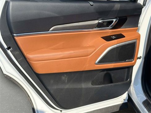 Used 2025 Kia Telluride EX X-Line image 11