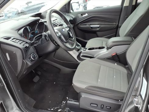 Used 2016 Ford Escape SE image 9