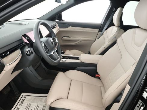 Used 2025 Volvo EX90 Plus image 20