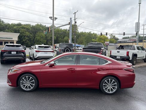 Certified 2021 Lexus ES 350 w/ Premium Package FWD image 2