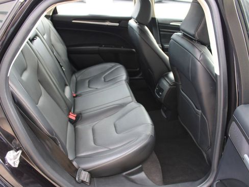 Used 2020 Ford Fusion Titanium FWD image 25