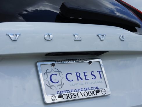 New 2026 Volvo XC90 B6 Ultra image 8