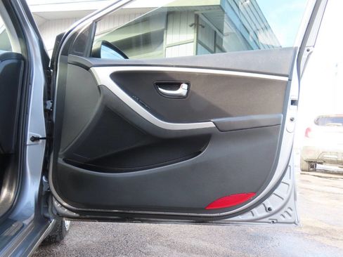 Used 2013 Hyundai Elantra GT w/ Touch & Go Pkg image 39