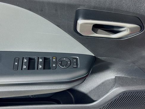 Certified 2025 Kia K4 FWD image 17
