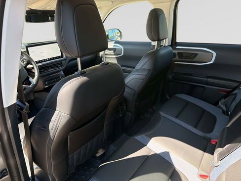 Used 2025 Ford Bronco Sport Outer Banks w/ Outer Banks Tech Package+ AWD/4WD image 15