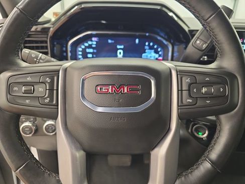 Used 2025 GMC Sierra 1500 SLT AWD/4WD image 28