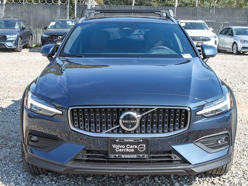 New 2026 Volvo V60 B5 Cross Country Plus w/ Climate Package image 2