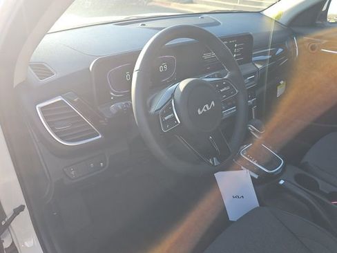 New 2026 Kia Seltos S AWD/4WD image 7