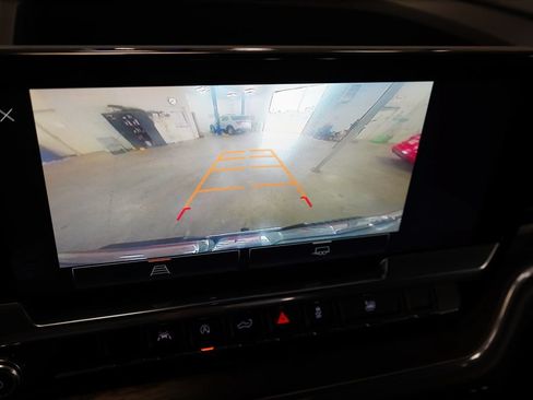 Used 2024 GMC Sierra 1500 SLT RWD image 42