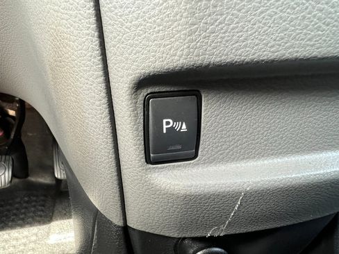 Used 2020 Nissan NV200 SV w/ Sliding Glass Door Package image 47