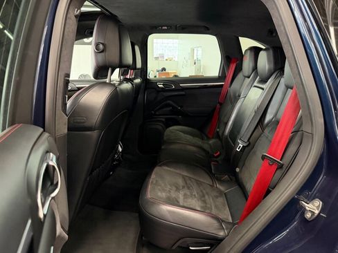 Used 2014 Porsche Cayenne GTS image 36