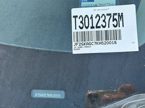 Used 2019 Subaru Forester Premium AWD/4WD image 8