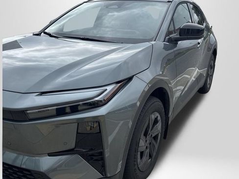 Used 2026 Toyota C-HR AWD/4WD image 2