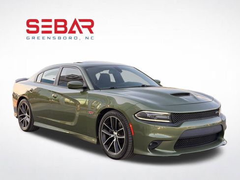 Used 2018 Dodge Charger R/T Scat Pack w/ Driver Confidence Group RWD image 5