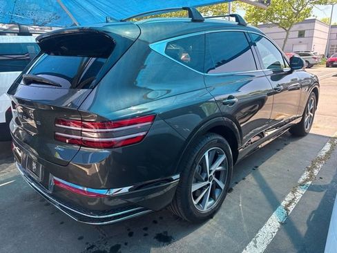 Used 2025 Genesis GV80 2.5T Select image 9