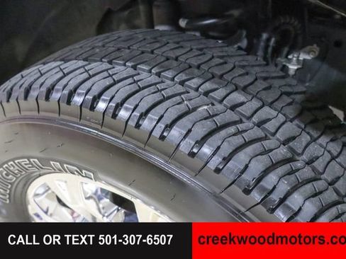 Used 2020 Ford F350 Lariat w/ Lariat Ultimate Package AWD/4WD image 19